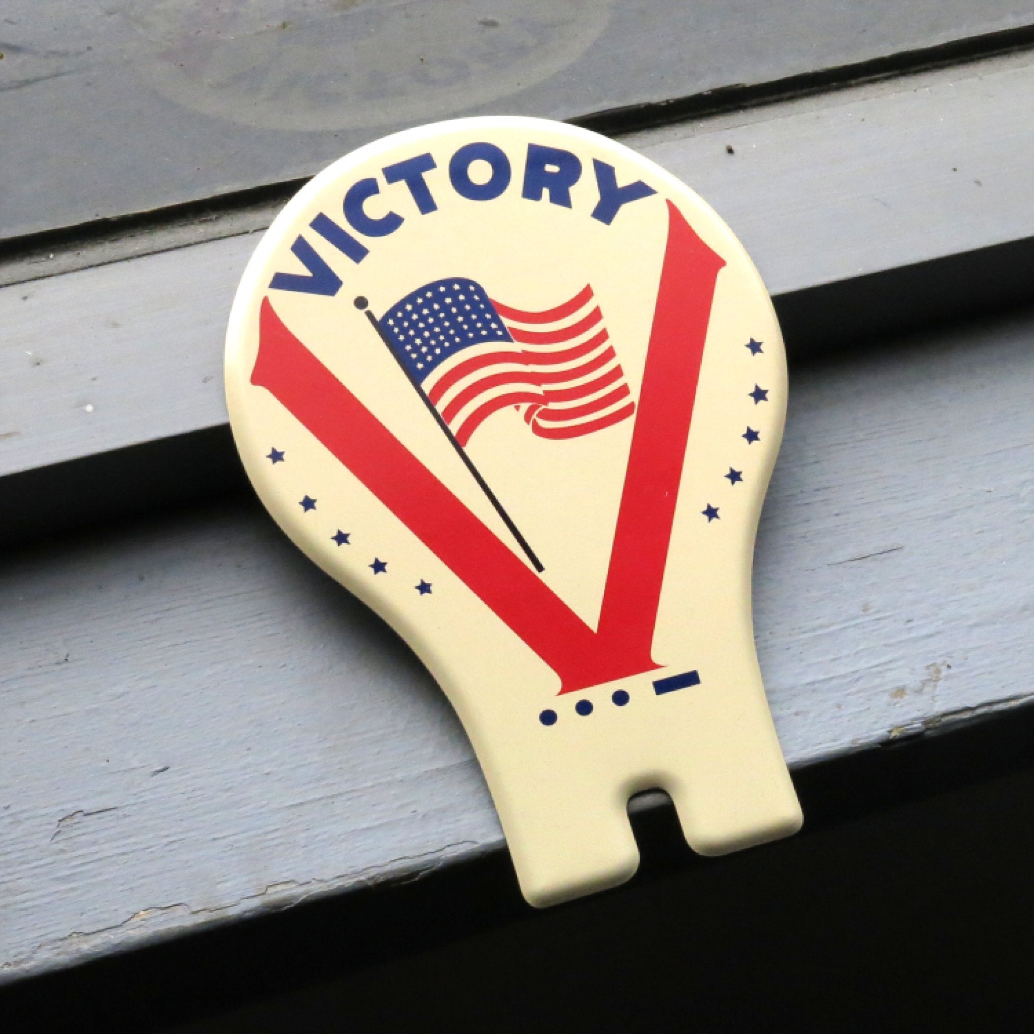 WW2 Victory USA Flag License Plate Topper - WWII