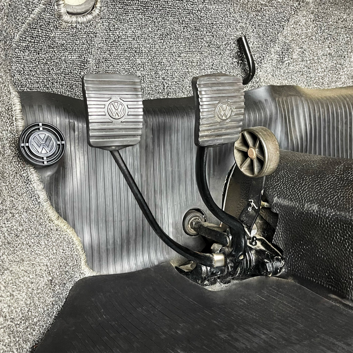 vw pedal VW Clutch Pedal Shaft Upgrade Pedal Width Extender for 58-79 Beetle Ghia  Type 3