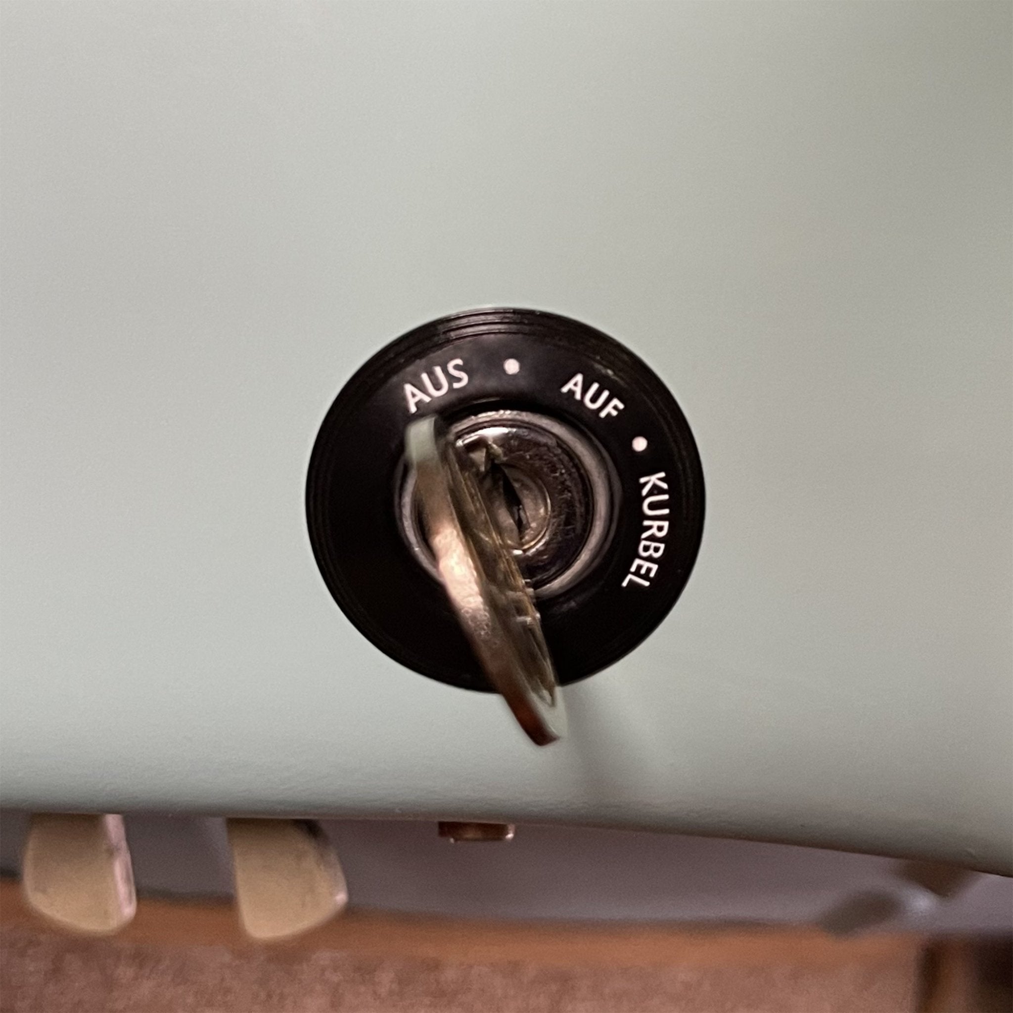 Magnetic Ignition Switch (AUS.AUF.KURBEL) Trim Ring Cover For VW Beetle